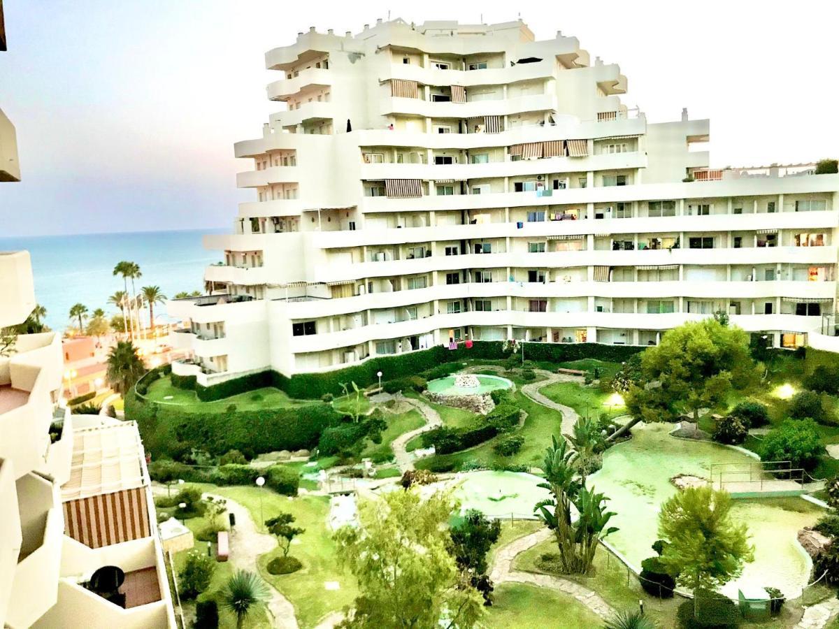 Estudio Benalbeach Primera Linea De Playa Benalmádena Exterior photo