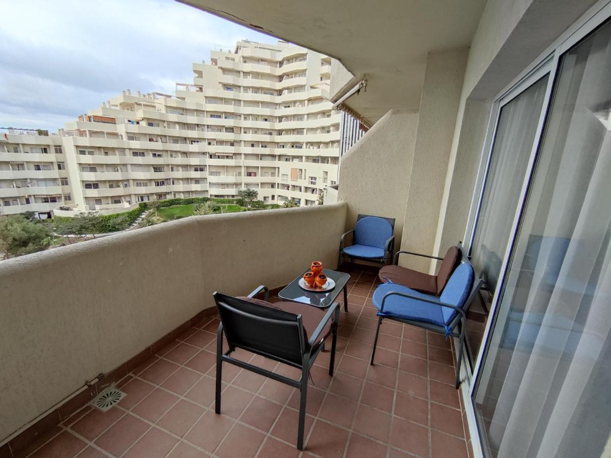 Estudio Benalbeach Primera Linea De Playa Benalmádena Exterior photo